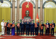 Congratulations flow in for newly-elected Vietnamese leaders