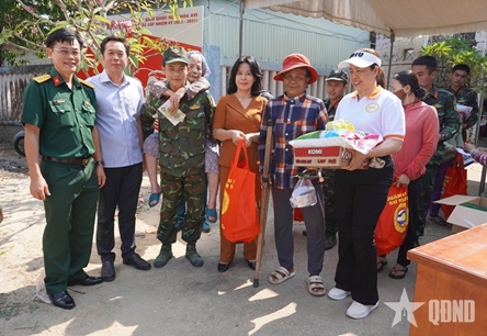 MR7 strengthens solidarity with ethnic and religious communities