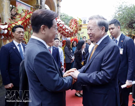 RoK President, spouse conclude state visit to Vietnam