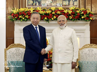 Top Vietnamese leader holds talks with Indian PM
