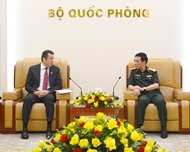 Vietnam promotes defense cooperation with Sweden and Algeria