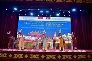Vietnamese water puppetry draws crowds in Laos