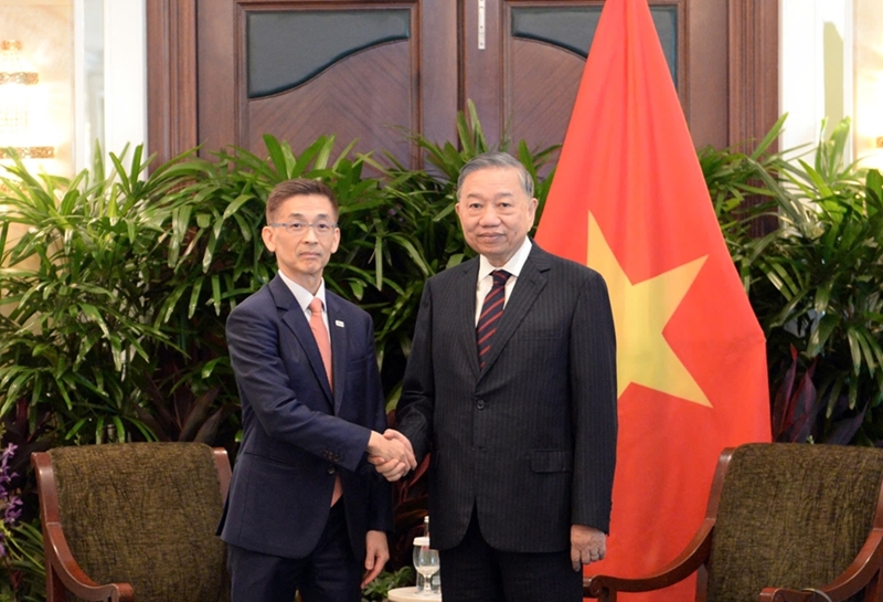 Top leader praises Singaporean investments’ contributions to Vietnam’s ...