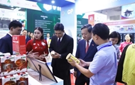 Vietnam - Laos trade targets 10 billion USD