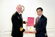 Promoting defense cooperation as key pillar of Viet Nam - New Zealand relations