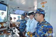 Int’l naval cadets experience Sailing Ship 286-Le Quy Don