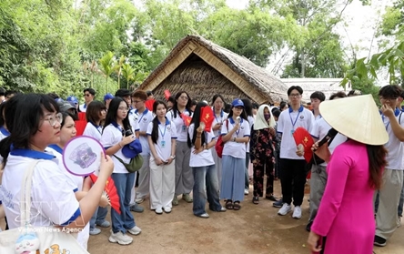 Viet Nam sets new priorities to engage overseas Vietnamese in national development
