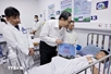 N.A. President visits child patients in Ho Chi Minh City on Mid-Autumn Festival