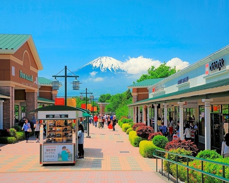 Outlet: New direction for retail linked to tourism