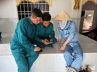 Ca Mau militia force help locals with digital transformation