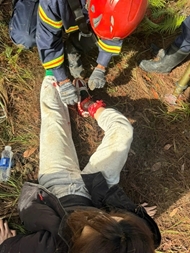Foreign tourist rescued after falling into 10-meter-deep hole in Da Lat