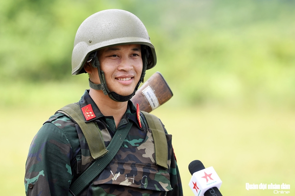 Sau nhiều tháng huấn luyện, cán bộ, chiến sĩ được chọn tham gia đội tuyển chính thức sẽ sang Liên bang Nga thi đấu, tất cả đều rạng ngời vui tươi và tràn đầy tự tin, quyết tâm mang vinh quang về cho Tổ quốc từ lần đầu tham dự Army Games.