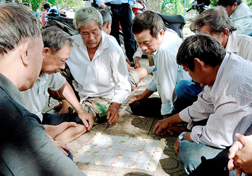XEM ĐÁNH CỜ TƯỚNG CHUYÊN SÂU CÙNG CÁC BÌNH LUẬN VIÊN PHÂN TÍCH CHIẾN THUẬT SẮC BÉN