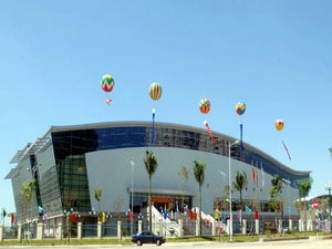 KHAI THÁC HIỆU QUẢ CÔNG TRÌNH THỂ THAO SAU AIG