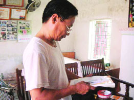 Bộ bát đũa thiêng và lời thề đồng đội