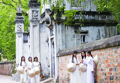 Cách yêu nước của dì tôi