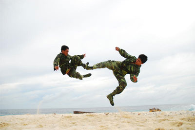 Luyện võ ở Trường Sa