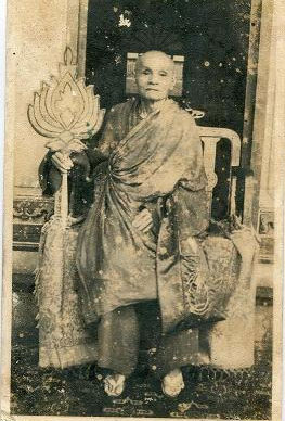 Nhà tu hành yêu nước và cách mạng