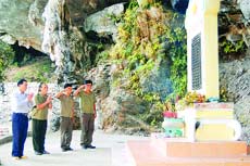 Trở lại Lèn Hà