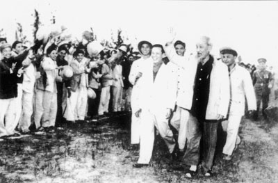 Chính ủy Võ Thúc Đồng trên mặt trận Trung Lào