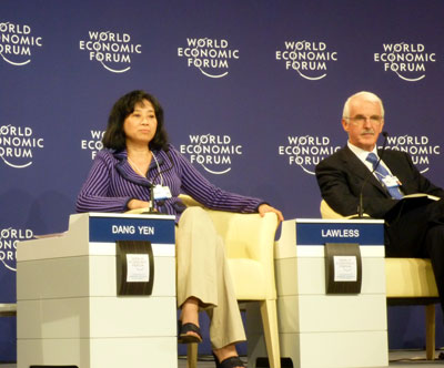 Người “đứng trước biển”