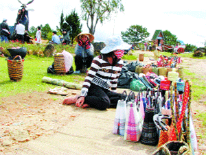 Những người đàn bà trên đỉnh Lang Biang
