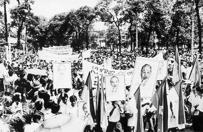 Hồi ức những ngày thần tốc