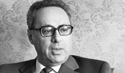 Kẻ thù số 1 của Hít-le