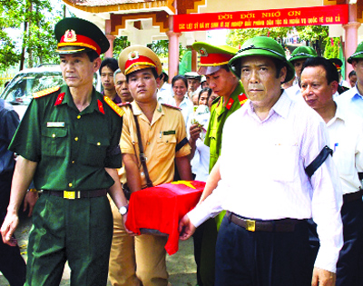 Lại một mùa mưa rừng Lào...