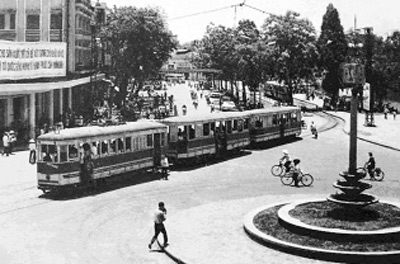 Tàu điện… tôi nhớ…