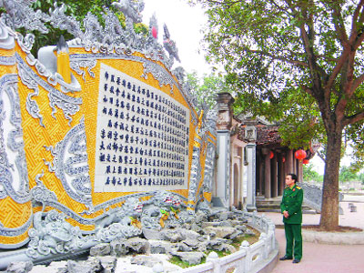 Tìm vóc dáng Đền Đô từ... Viễn Đông Bác Cổ!