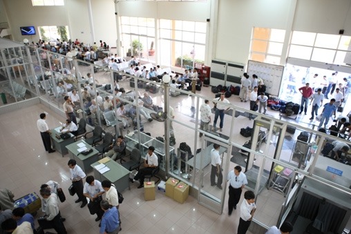 Ga hàng không Vũng Tàu của SFCVN hàng ngày luôn đông khách ra dàn khoan