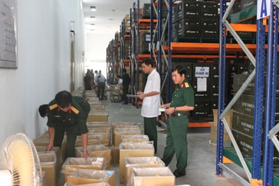 Kiểm đếm, bảo quản hàng hóa là việc làm thường xuyên