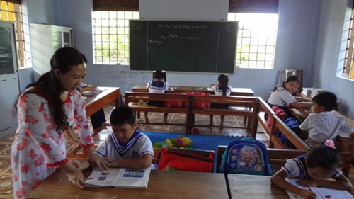 Lớp học do cô giáo Bùi Thị Nhung phụ trách