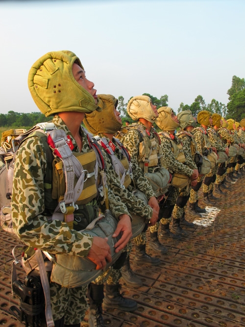 Đội hình đã sẵn sàng cơ động đường không