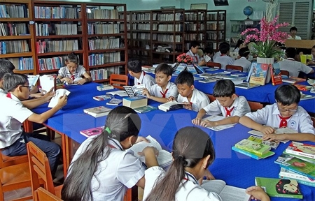 HAM ĐỌC ĐỂ LÀM GIÀU TRÍ TUỆ