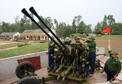 Chiến sĩ pháo cao xạ đơn vị H28, Đoàn B65 nắm chắc các đường bay giả định “địch” đột nhập