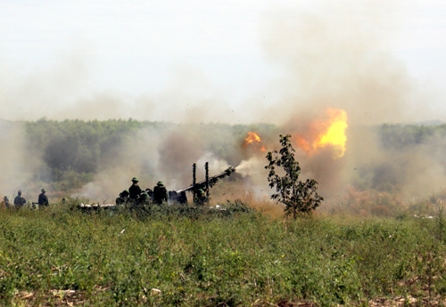 Pháo phòng không 37mm và 57mm bắn trúng mục tiêu ngay từ loạt đạn đầu