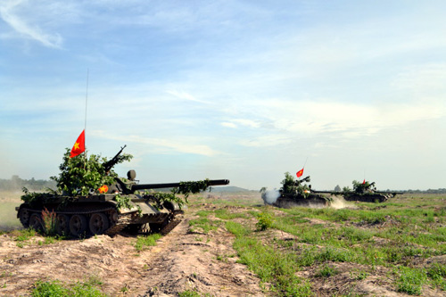 Quân đoàn 4 diễn tập bắn đạn thật