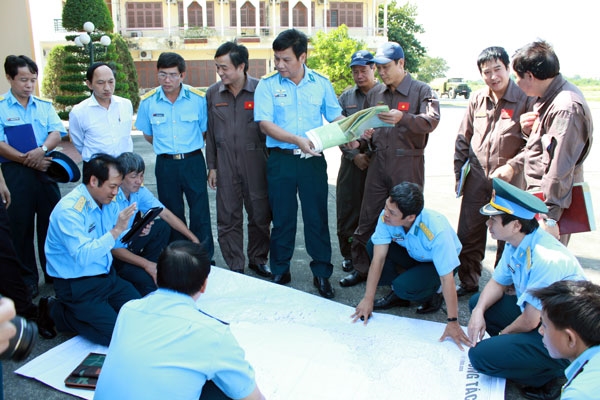 Để thực hiện tốt nhiệm vụ bay chuyên cơ phục vụ đoàn công tác của Chính phủ, Tổng Công ty Trực thăng Việt Nam và lãnh đạo Quân chủng Phòng không-Không quân đã tính toán kỹ lưỡng để xác định đường bay tối ưu nhất.