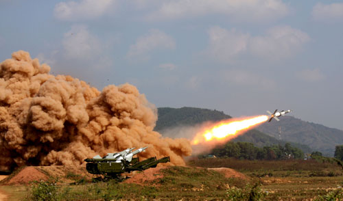 Luyện giỏi, đánh hay, giữ vững bầu trời Tổ quốc