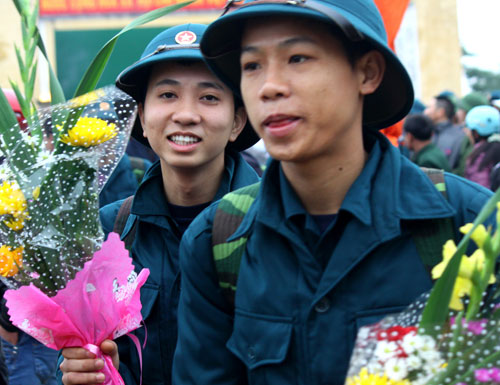 Mùa xuân vững bước lên đường