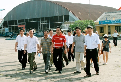 Dịch vụ bay du lịch tại căn cứ sân bay Đà Nẵng tuy mới được Công ty trực thăng miền Bắc triển khai, song đã bước đầu khẳng định đây là hướng đi đúng, bởi ngày càng nhiều du khách tìm đến với dịch vụ này