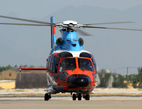 Một ngày cùng những cánh bay trực thăng