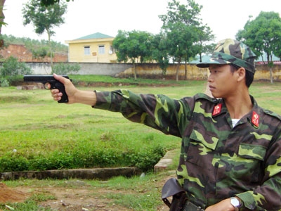 Các loại súng đều được cán bộ, chiến sĩ đơn vị sử dụng thuần thục.