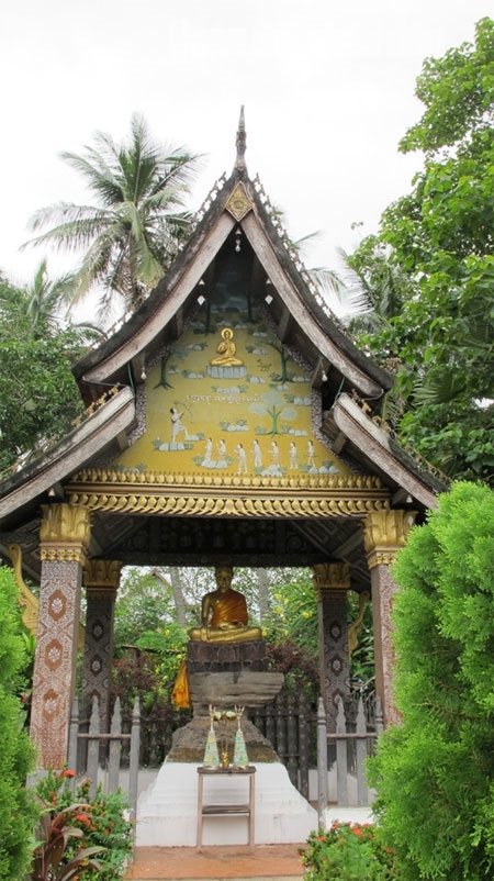 Hướng Phật là điều làm nên cốt cách của người dân xứ sở hoa Chămpa yên mến.