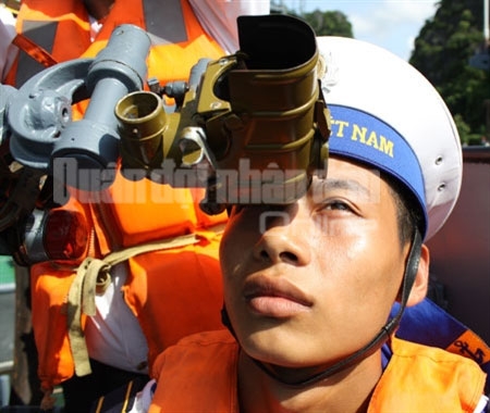 Đưa mục tiêu vào vòng ngắm