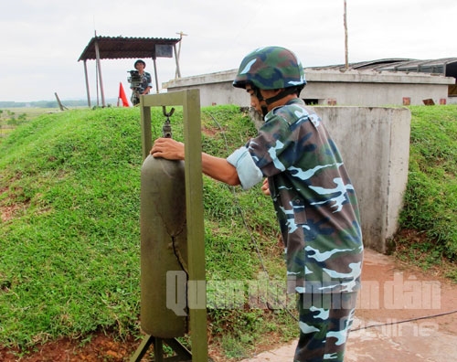 Báo động chiến đấu.
