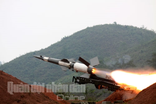 Rồng lửa của Sư đoàn 363 vút lên không trung, tiêu diệt gọn mục tiêu.