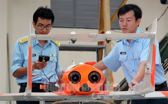Nổ máy, đánh giá các tham số của UAV-02.